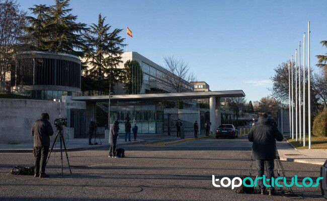 El Gobierno envía al Congreso la nueva ley del derecho al honor rueda de prensa institucional tras el Consejo de Ministros