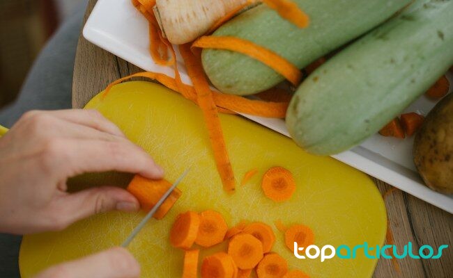 Mise en place en casa: cómo preparar ingredientes para cocinar mejor entre semana mise en place en casa para cocinar entre semana